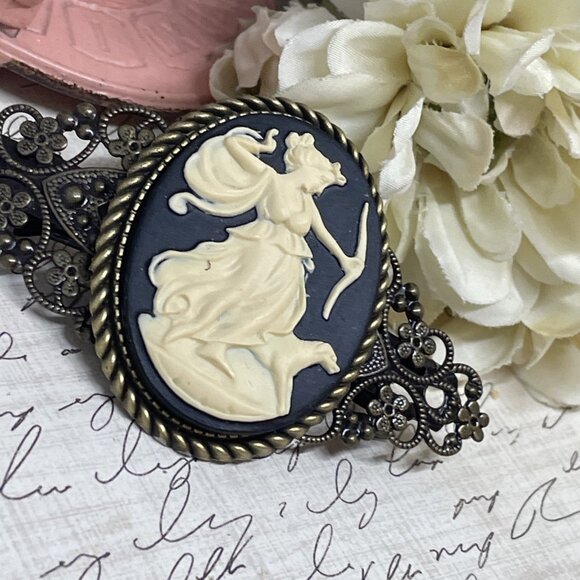 Black Cream Artemis Mythology Greek Goddess Cameo Pin Hair Clip Jewelry Comb - Picture 5 of 10